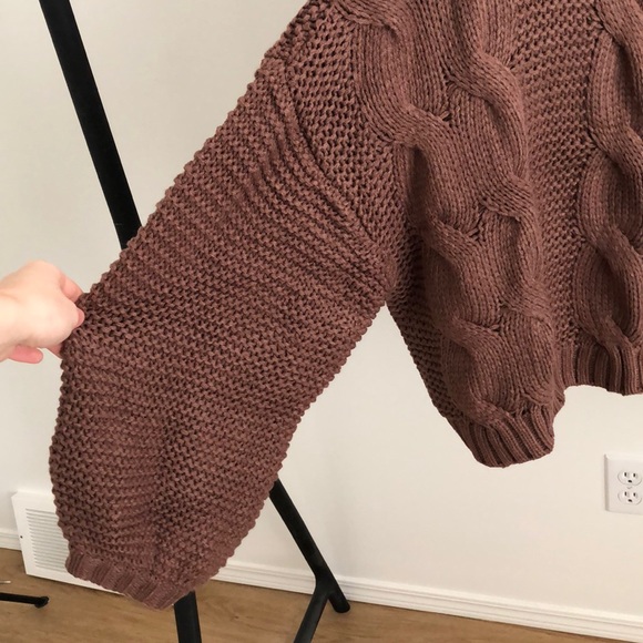 Tobi Sweater - Picture 4 of 9